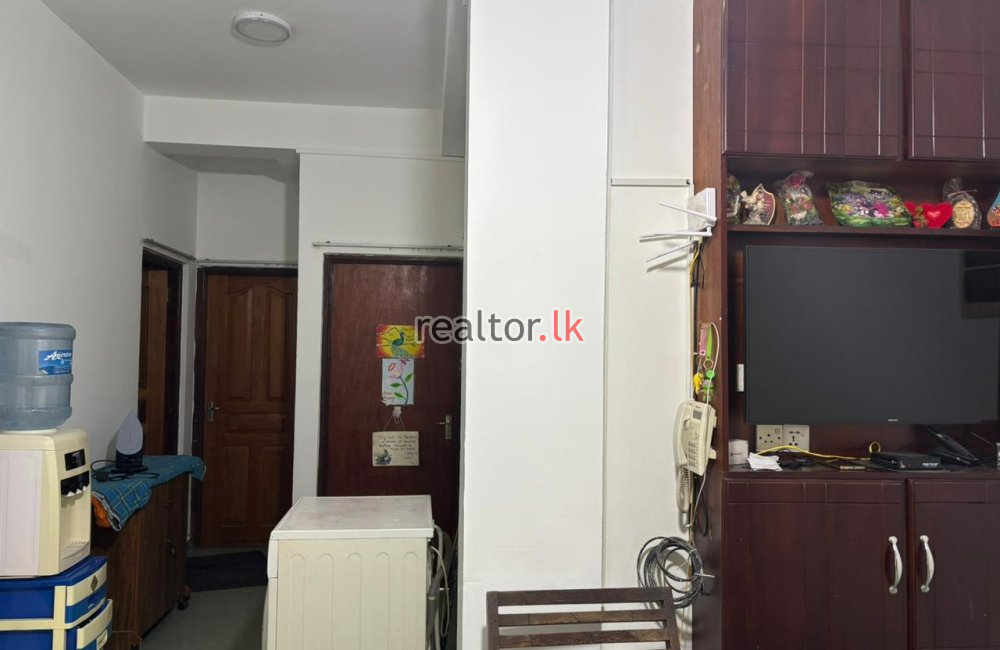 Three Bed For Sale At 37th Lane Colombo 06