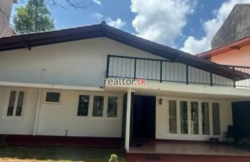 Five Bed House For Rent In Colombo 03