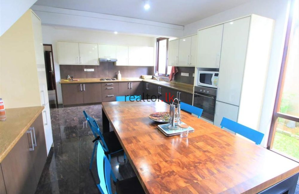 Madiwela Road House For Sale