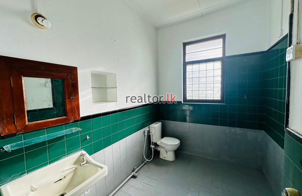 Grand House For Rent In Horton Place Colombo 07