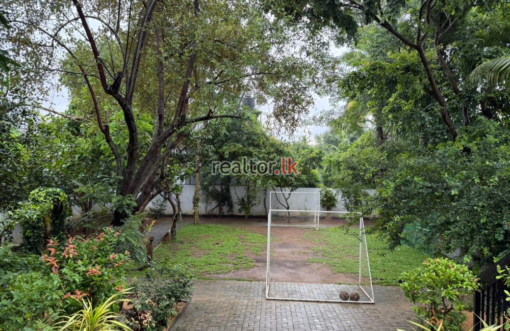 House For Sale In Pamunuwa Rd Maharagama