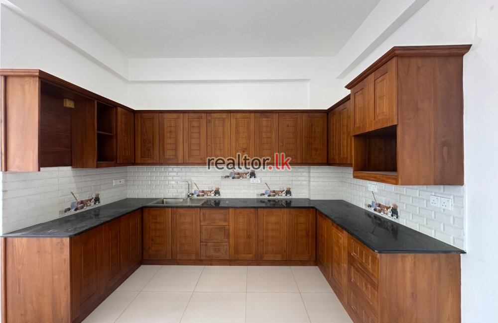 Brand New 4 Bedroom Apartment for Sale in Colombo