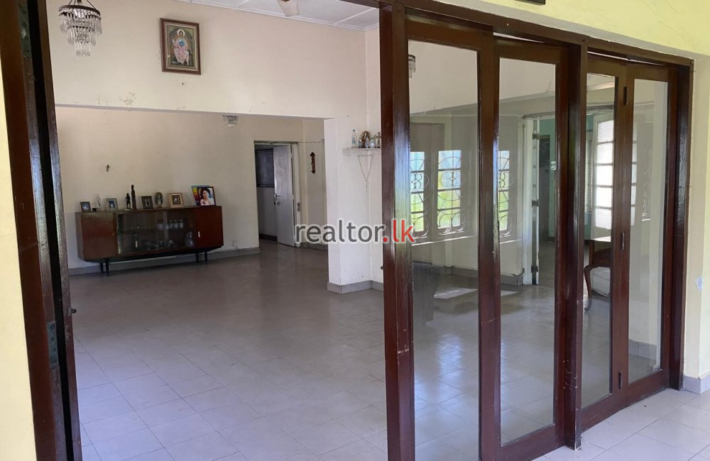 House For Sale At Siebel Avenue Colombo 05