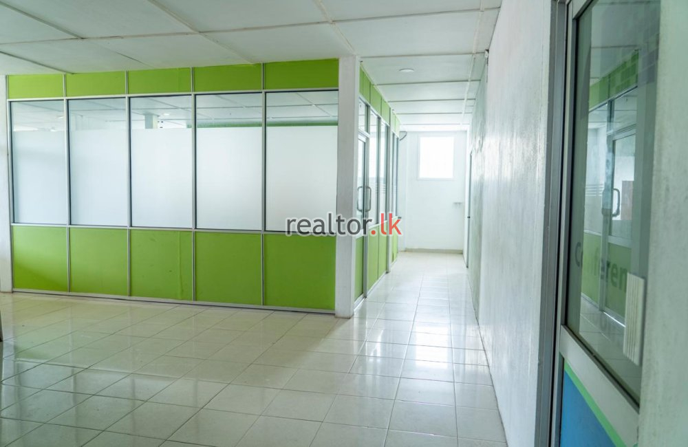 Building For Rent At Vijaya Kumarathunga Mw