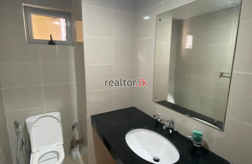 Five Bed For Rent At On320 Residencies Colombo 02