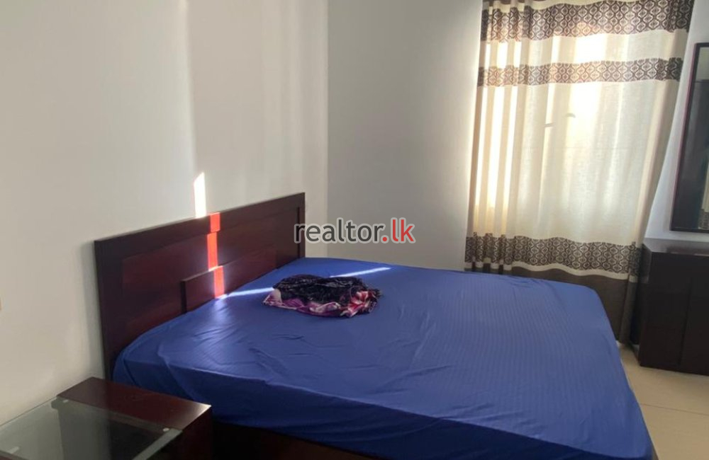Five Bed For Rent At On320 Residencies Colombo 02
