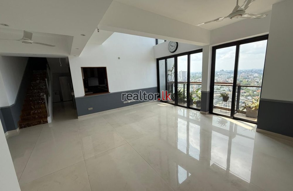 Four Bed Duplex In Park Heights Colombo 05
