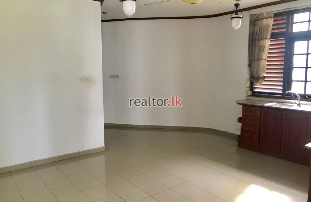 Villa For Sale In Pathalawatte Road Dehiwala