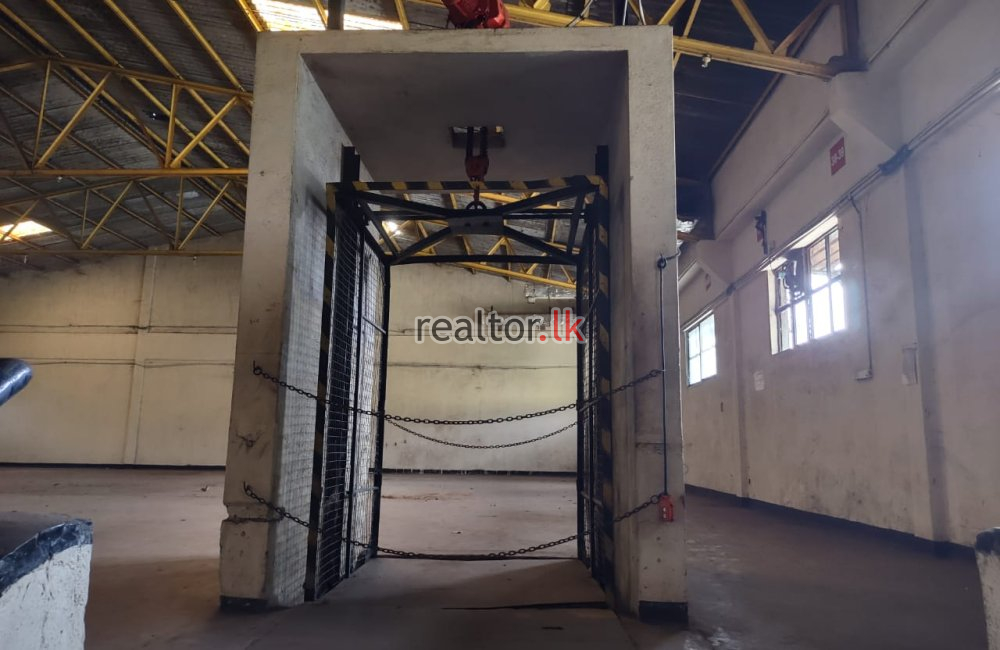 Warehouse For Rent At Bangalawatta Mabole