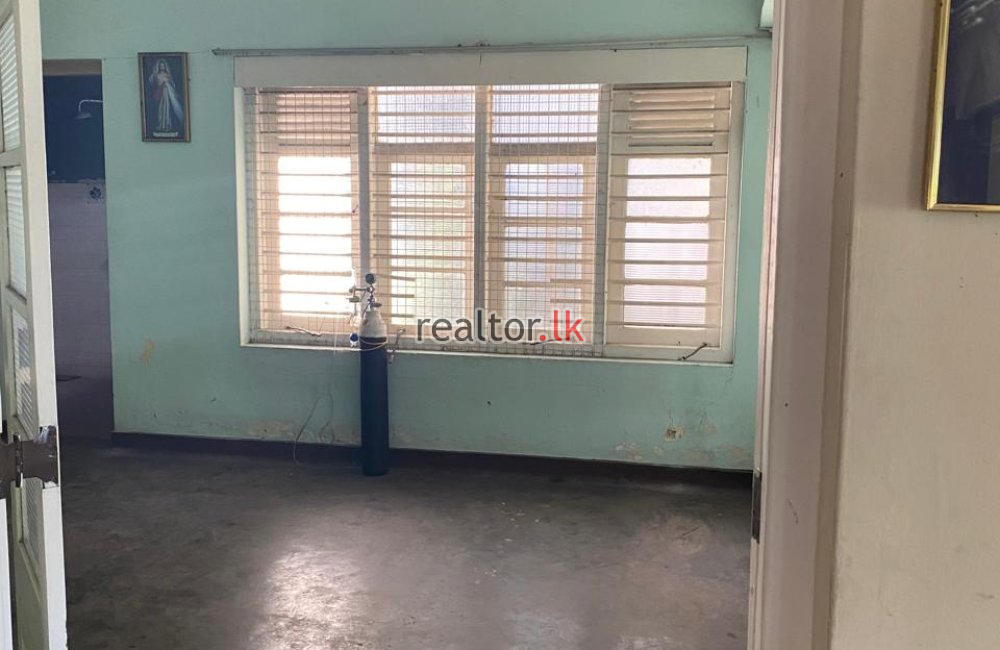 House For Sale At Siebel Avenue Colombo 05