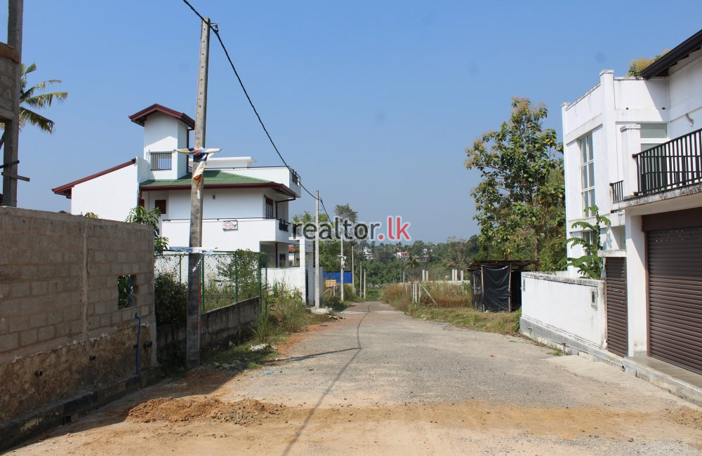 A Land for sale in Kesbawa