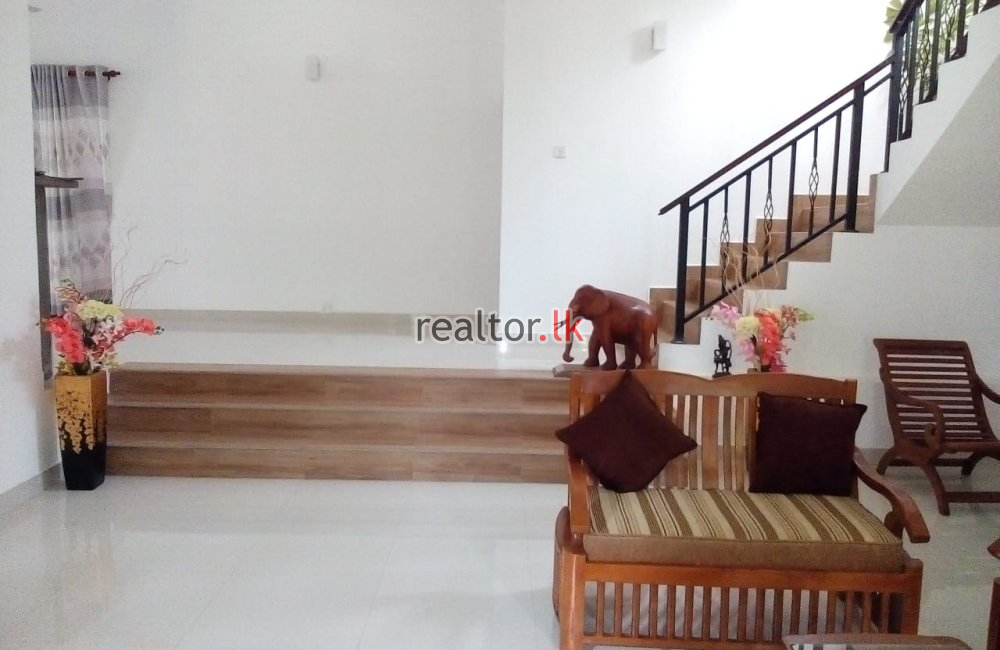 House For Rent In DM Colombage Mw Colombo 05