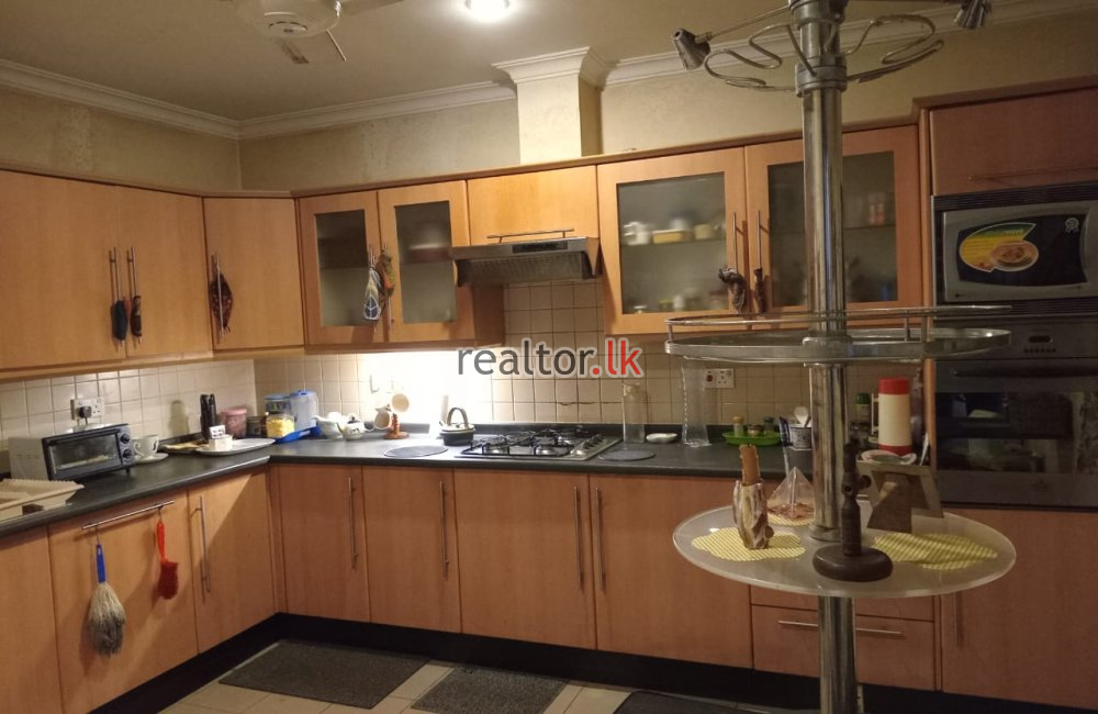 Four Bed For Sale In Hyde Park Residencies