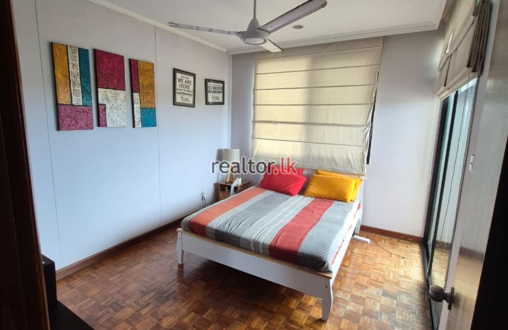 Four Bed For Sale In Royal Park Condominium