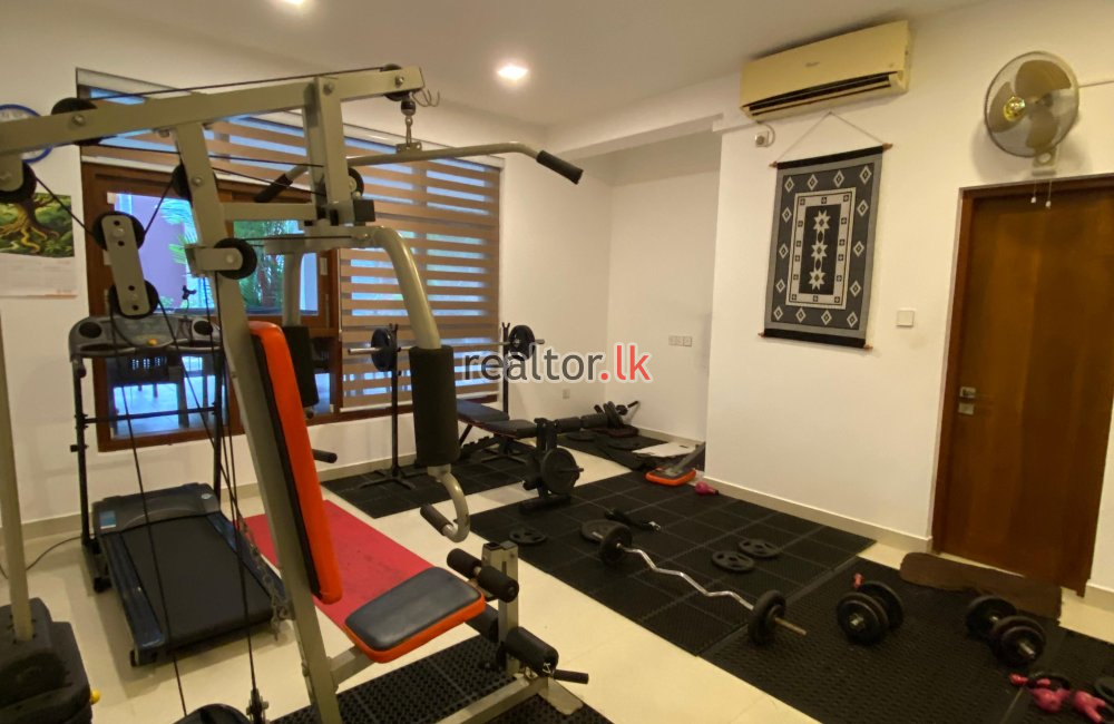 Luxury House For Sale In Nawala Koswatte