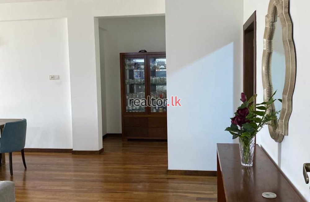 Four Bed For Sale At Span Towers Colombo 06