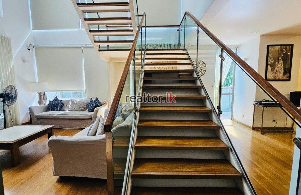 Three Bed Duplex At 7th Sense Apartments