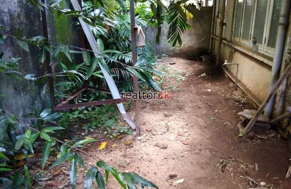 Land For Sale At Rosmead Place Colombo 7