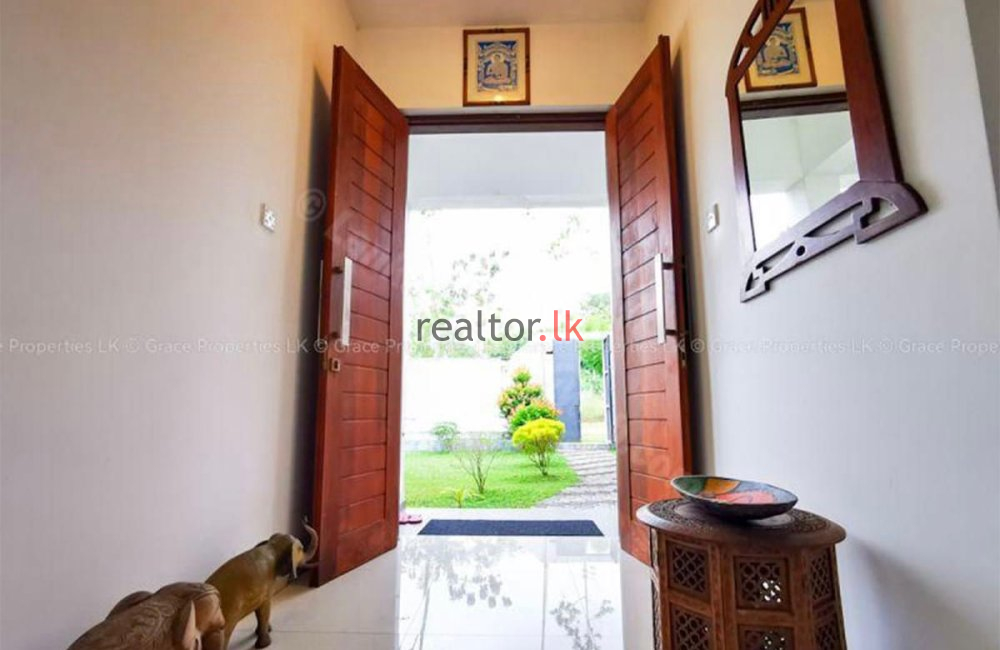 House For Sale At Kanaththa Rd