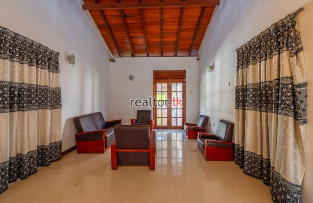 House For Sale In Woodland Avenue Nugegoda
