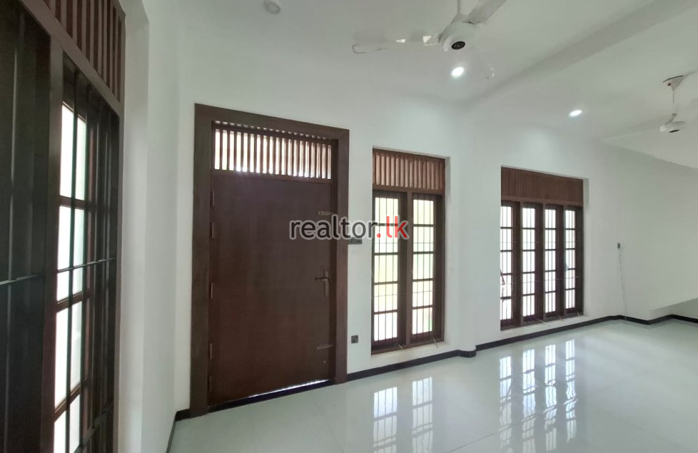 Spacious House for Sale in Pannipitiya