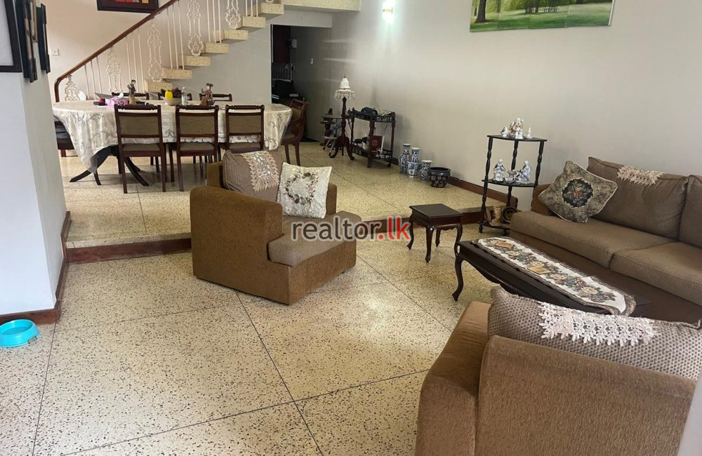 Showroom For Rent Facing Duplication Rd Colombo 4