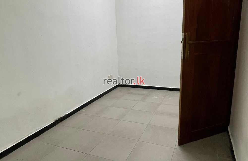 Storage Space For Rent In Sri Saranankara Road