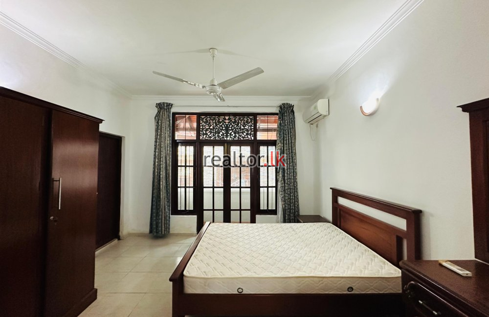 Five Bed House For Rent In Colombo 04