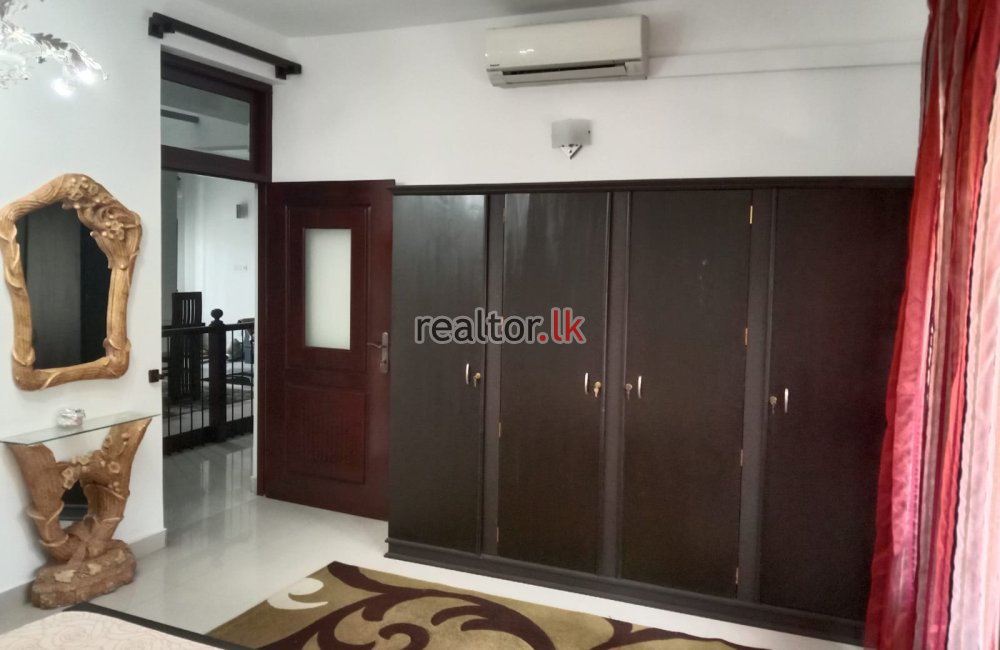 Dehiwala-1st Floor Fully Furnished House for Rent