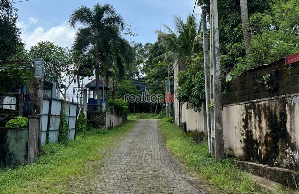 15 P Land For Sale At Samagi Mw Thalawathugoda