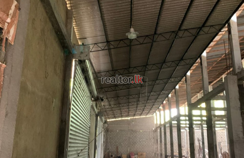Warehouse For Sale In Nittambuwa Attanagalla