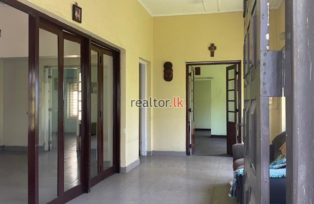 House For Sale At Siebel Avenue Colombo 05