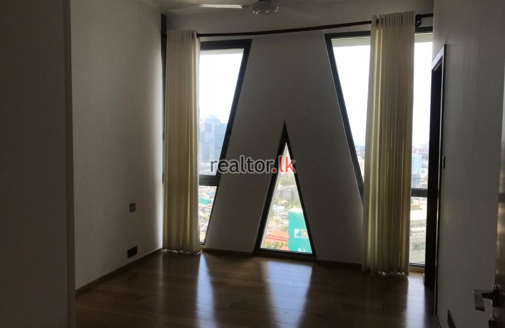 Four Bed For Rent At Altair Residences Colombo 02