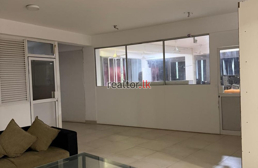 Building For Sale In Pamunugama Maharagama