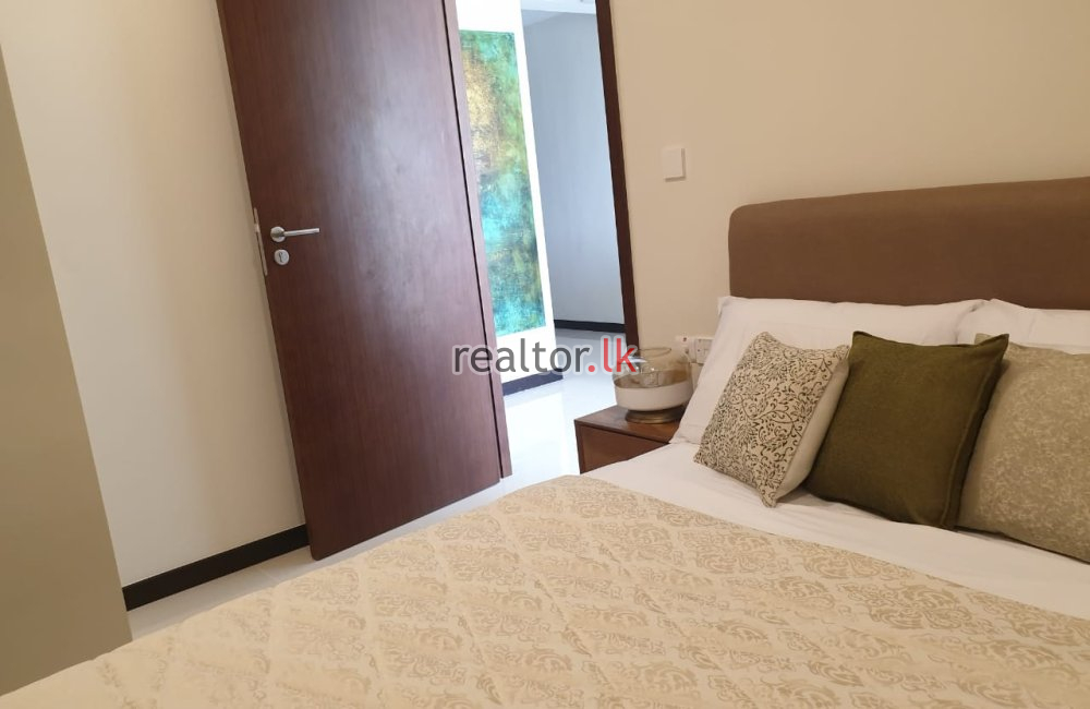 Single Bed Apartment For Rent At Tri-Zen Colombo