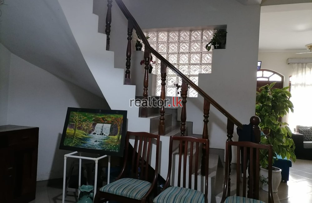 House For Sale At Joseph Lane Colombo 4