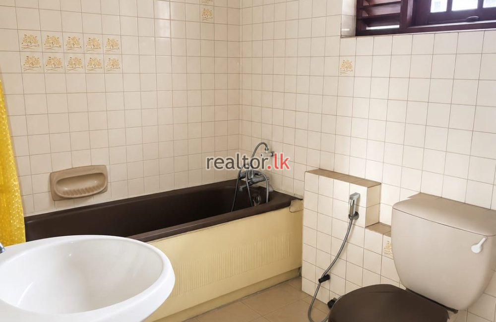Apartment for rent in colombo 3