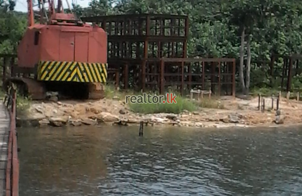 Madu River Facing Land For Sale