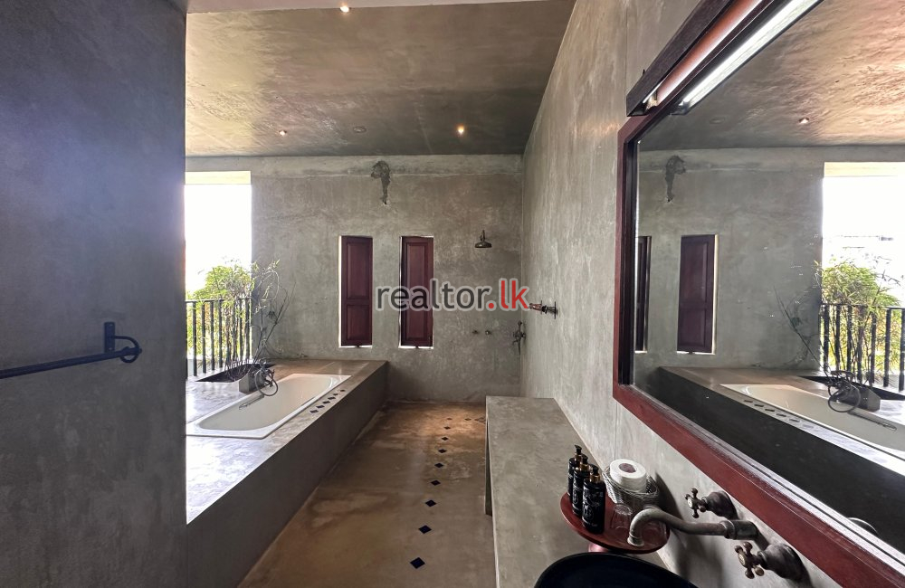Charming Hotel For Sale In Mount Lavinia