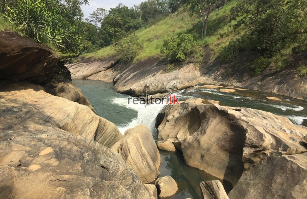 Riverfront Land For Sale In Haldummulla Balangoda
