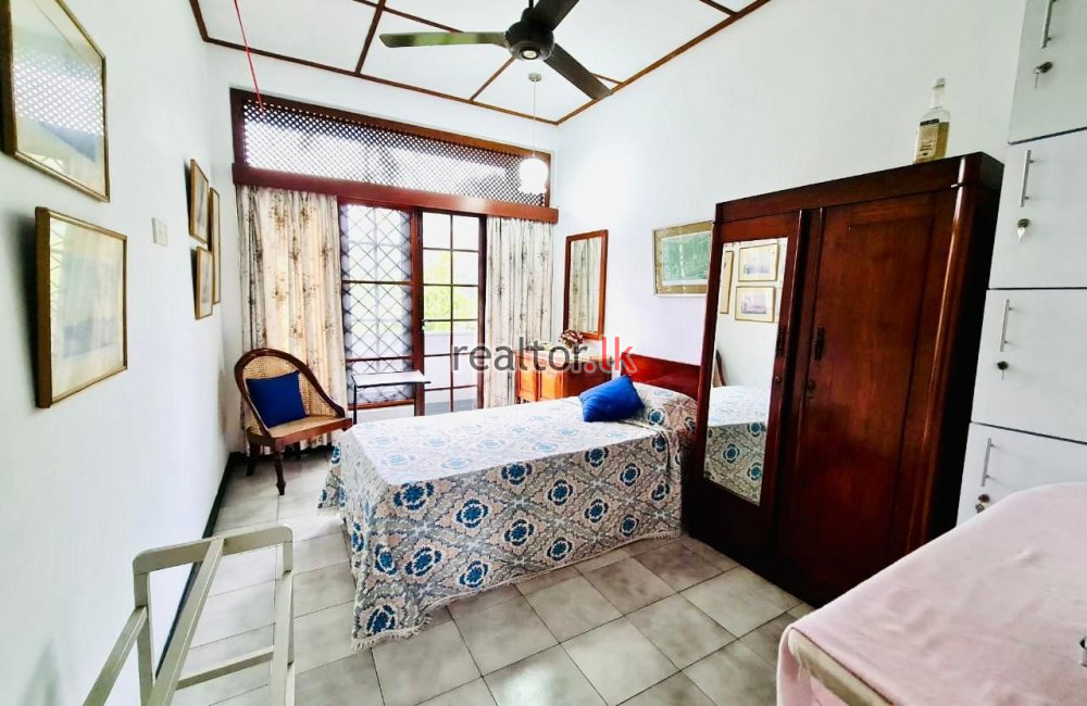 Three Bed House For Rent In Colombo 03