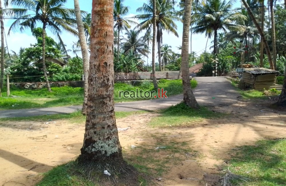 Land For Sale At Kalutara