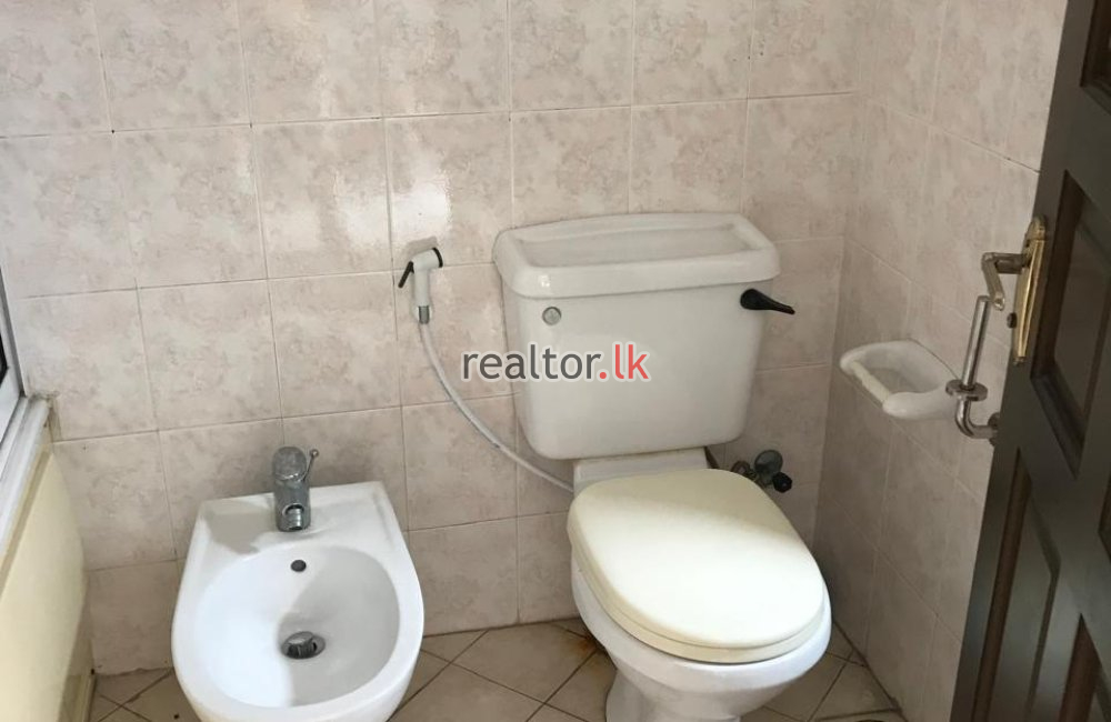 Three Bed Apartment For Sale In Colombo 03