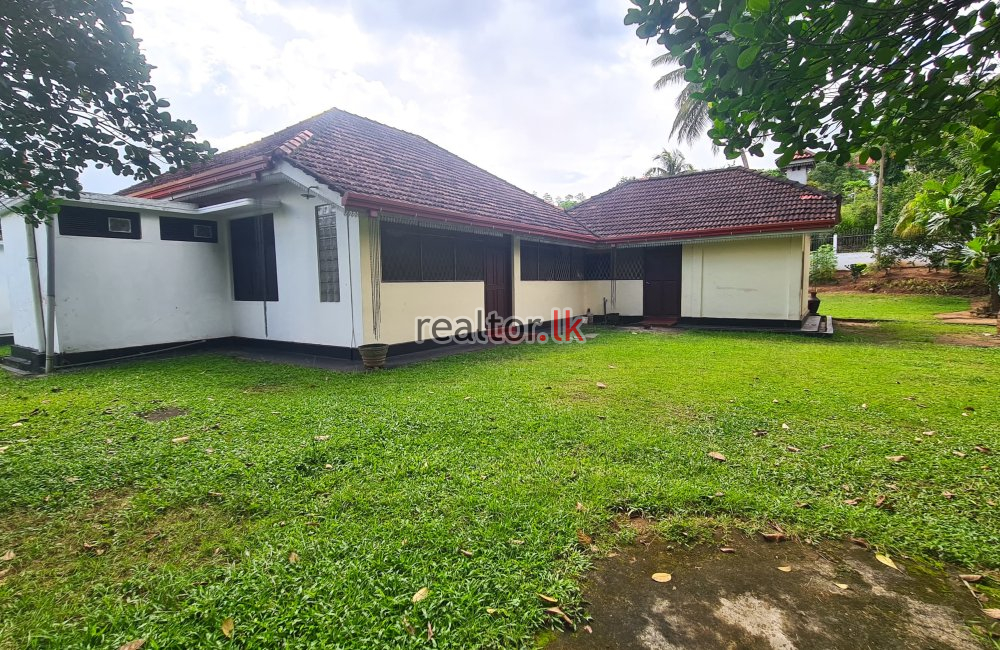 Land For Sale At Asgiriya Kandy