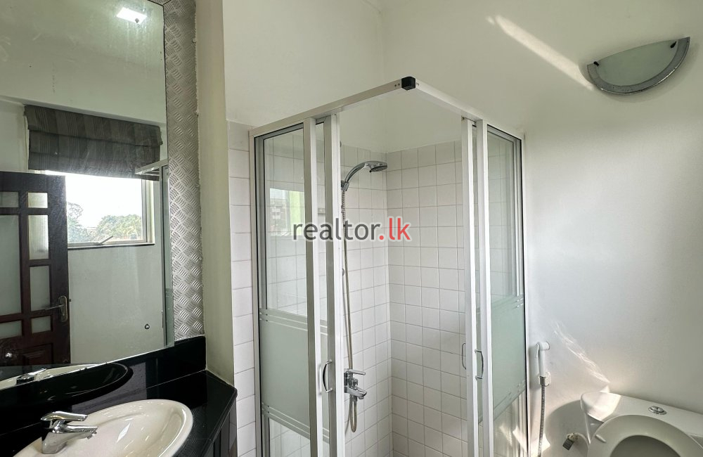 2 Bedroom Apartment For Sale In Colombo 07
