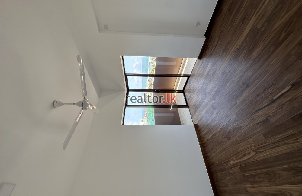 Duplex Apartment For Sale In Colombo 06
