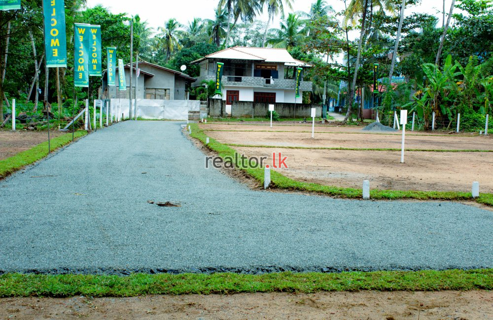 10P Land For Sale At Katukurunda