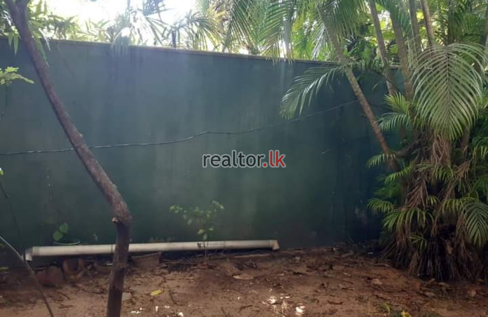 Land For Sale At Rosmead Place Colombo 7