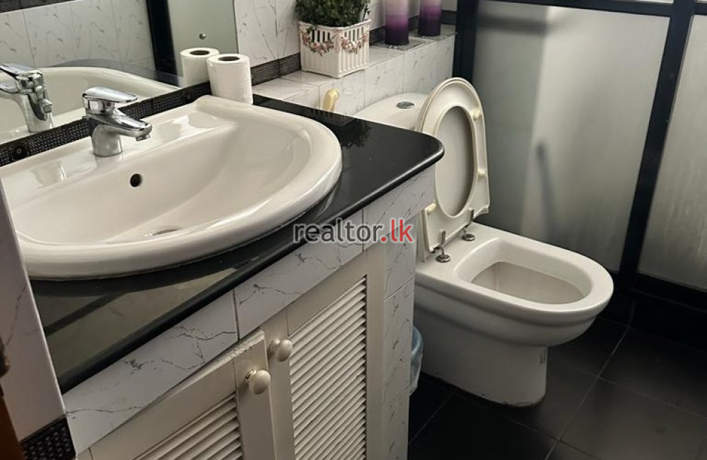 Three Bed For Sale In Rosmead Towers Colombo 07