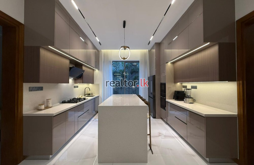 Lakefront Villa For Sale In Attidiya Dehiwala